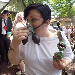 Meet your Posher, Sara